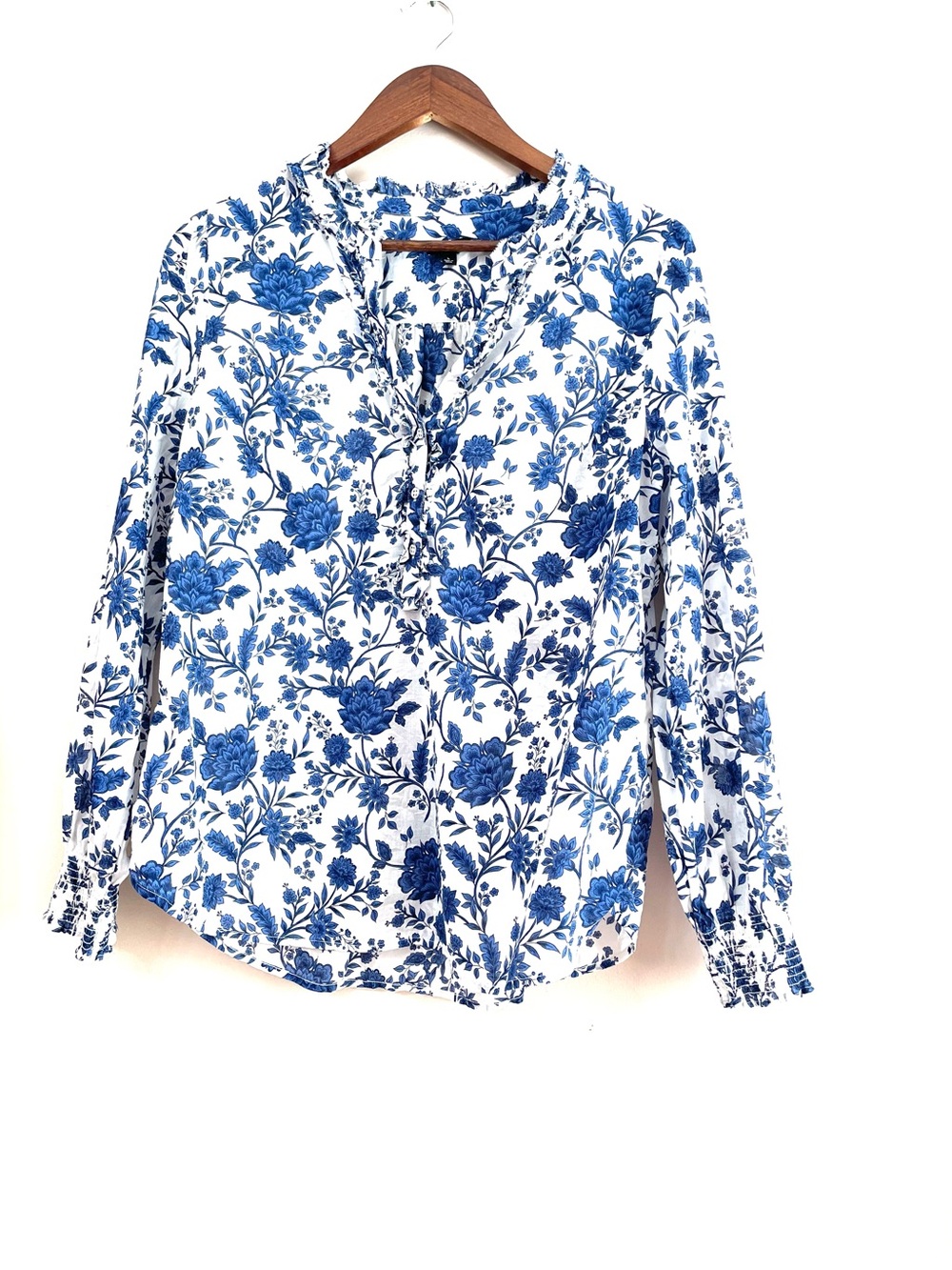 Talbots Floral Prairie 100%Cotton Top L Blue White Ruffle